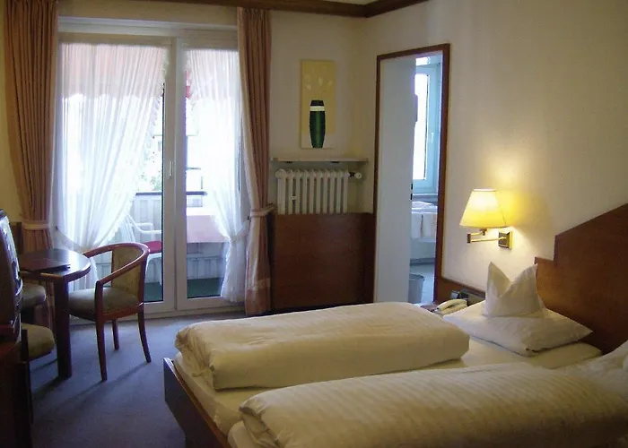 巴特弗里斯霍芬卢云堡酒店 3* 巴特沃里斯霍芬